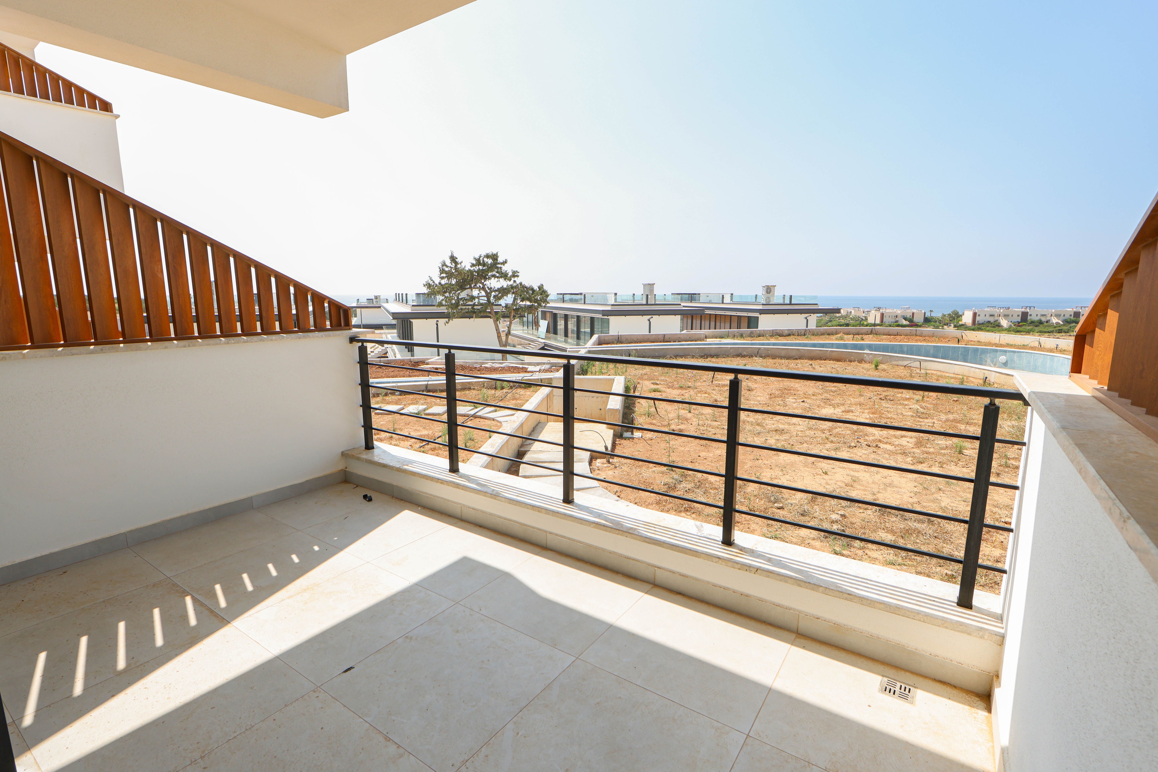 Twilight Studio Penthouse, Kyrenia Esentepe — 2